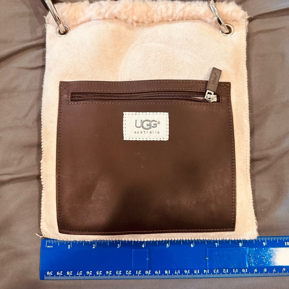 UGG bag - Picture 2 of 5